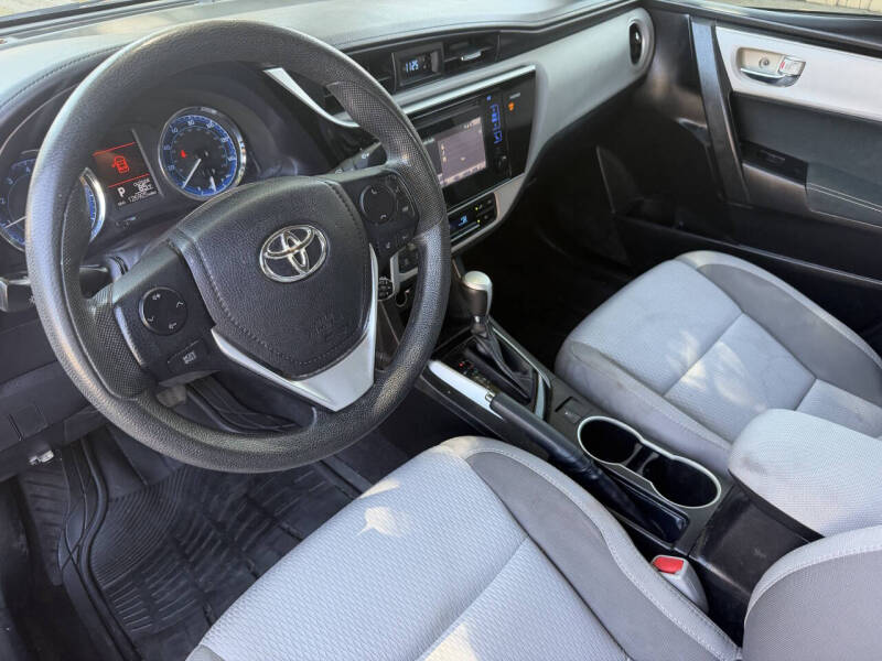 2017 Toyota Corolla LE