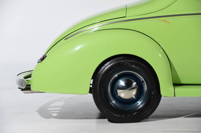 1940 Ford Deluxe