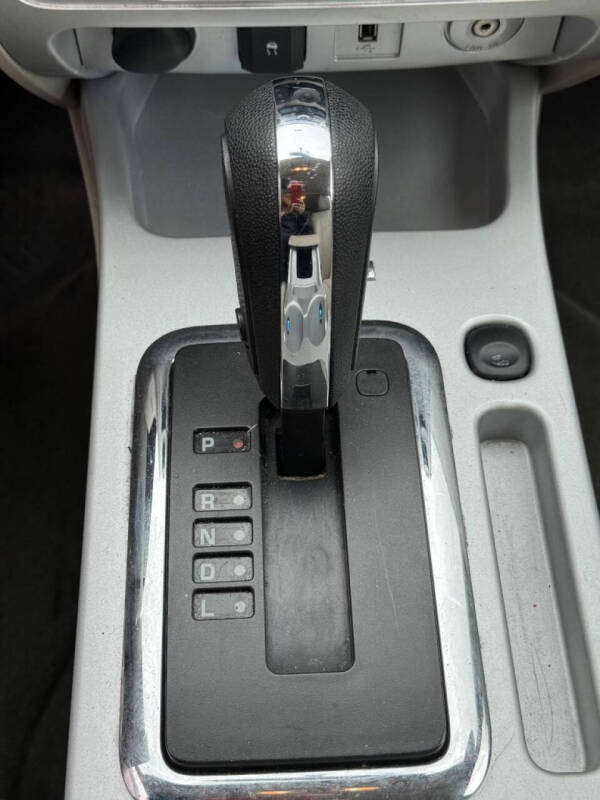 2010 Mercury Mariner Premier V6