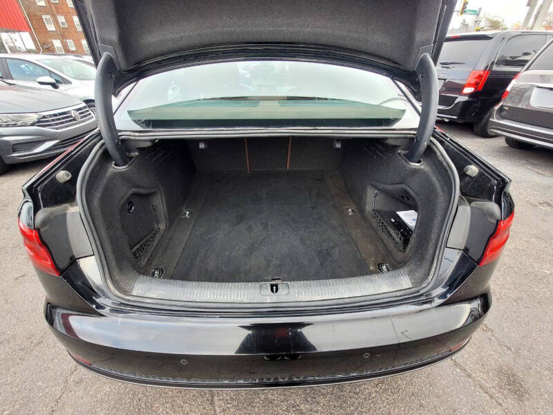 2017 Audi A4 2.0T quattro Premium Plus