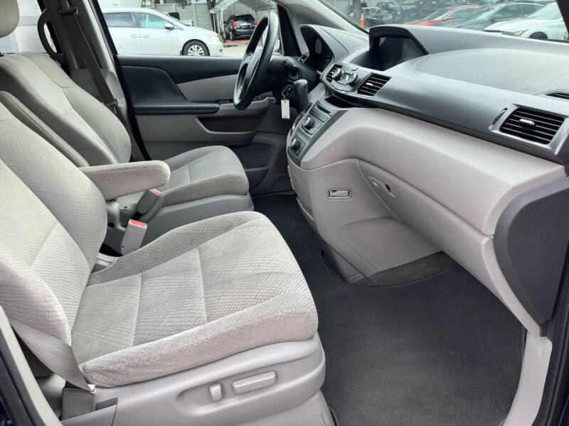 2014 Honda Odyssey LX