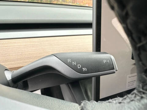 2025 Tesla Model Y Long Range