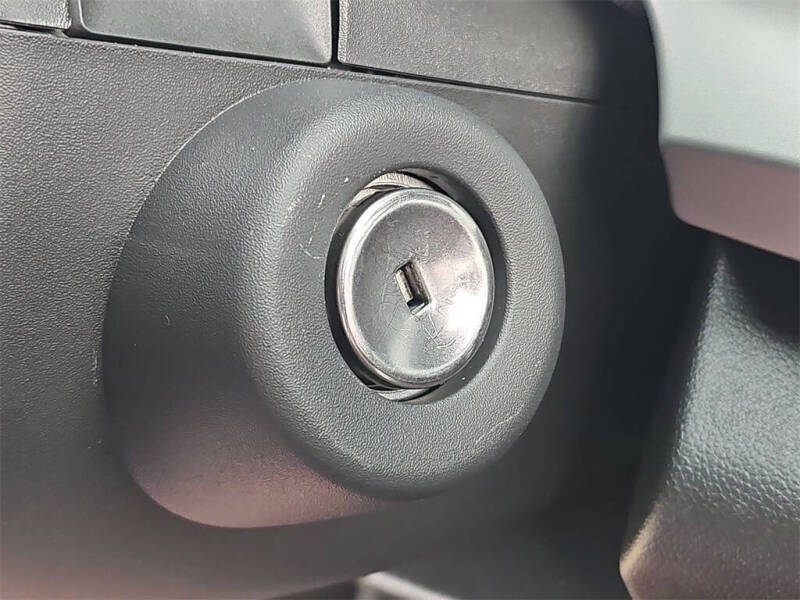 2025 Chevrolet Trax RS