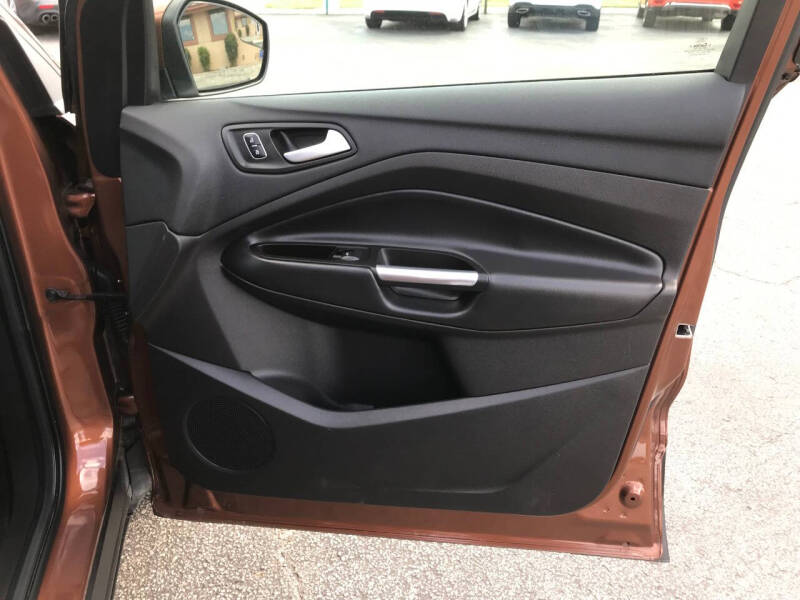 2017 Ford Escape SE