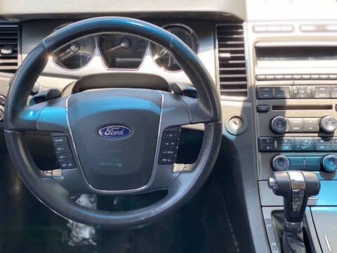 2012 Ford Taurus SEL