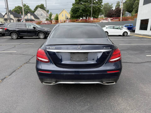 2017 Mercedes-Benz E-Class E 300 4MATIC