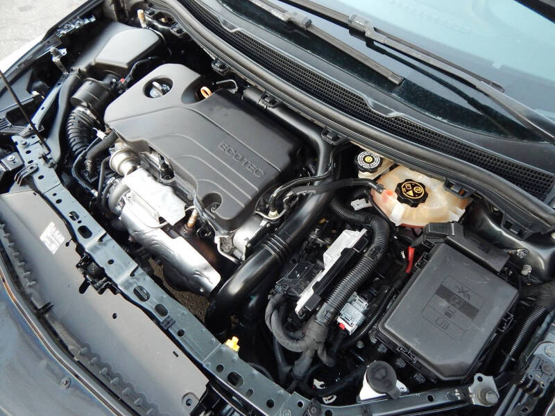 2018 Chevrolet Cruze LT Manual