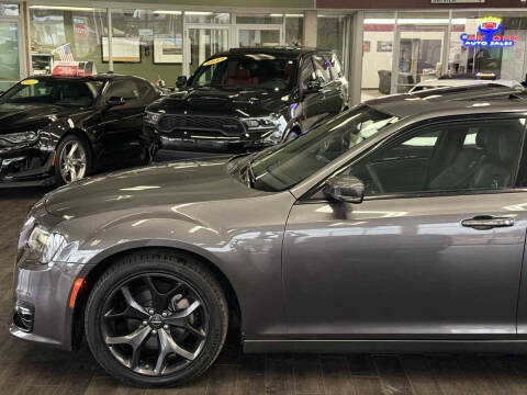 2022 Chrysler 300 S V6