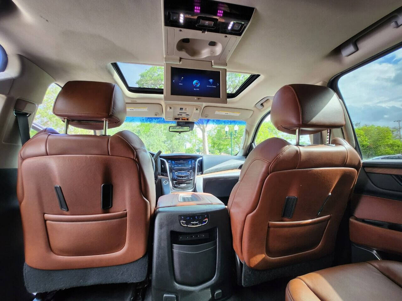 2017 CADILLAC Escalade SUV / Crossover - $27,995