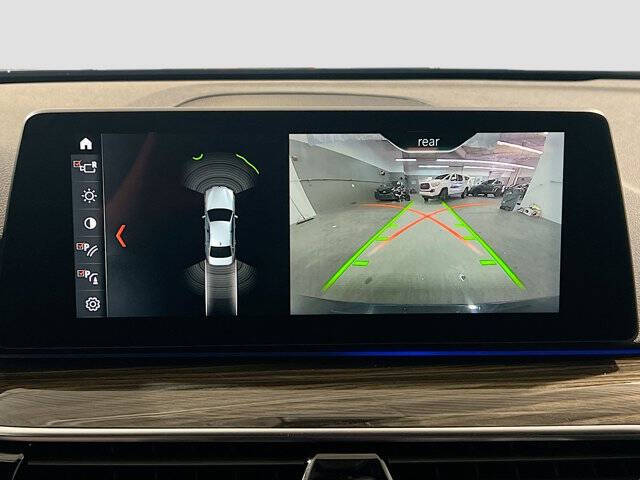 2018 BMW 5 Series 540i