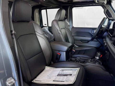 2025 Jeep Gladiator High Tide