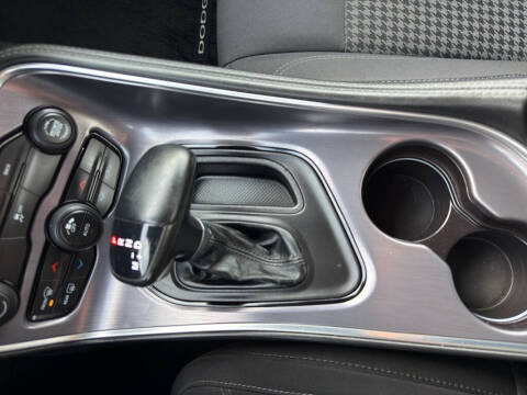 2016 Dodge Challenger SXT