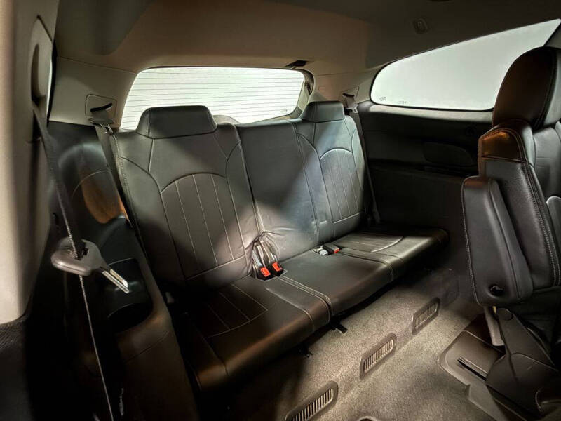 2017 Buick Enclave Leather