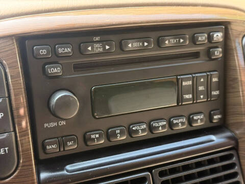 2005 Ford Explorer Eddie Bauer