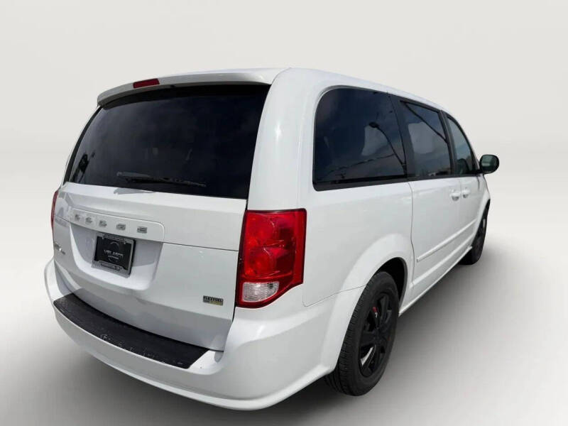 2015 Dodge Grand Caravan SE
