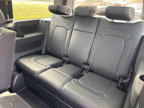 2023 Land Rover Defender 130 S