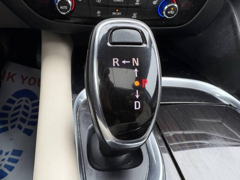 2019 Buick Enclave Essence