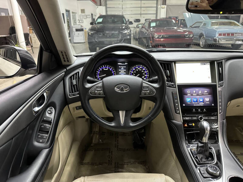 2014 Infiniti Q50