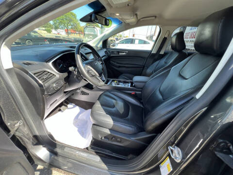 2020 Ford Edge Titanium