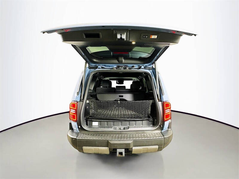 2025 Toyota Land Cruiser