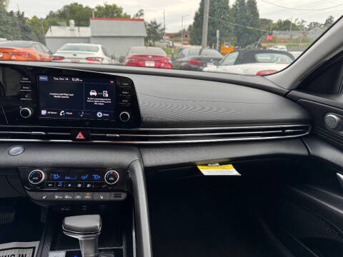 2022 Hyundai Elantra SEL