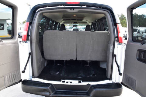 2017 Chevrolet Express LS 2500