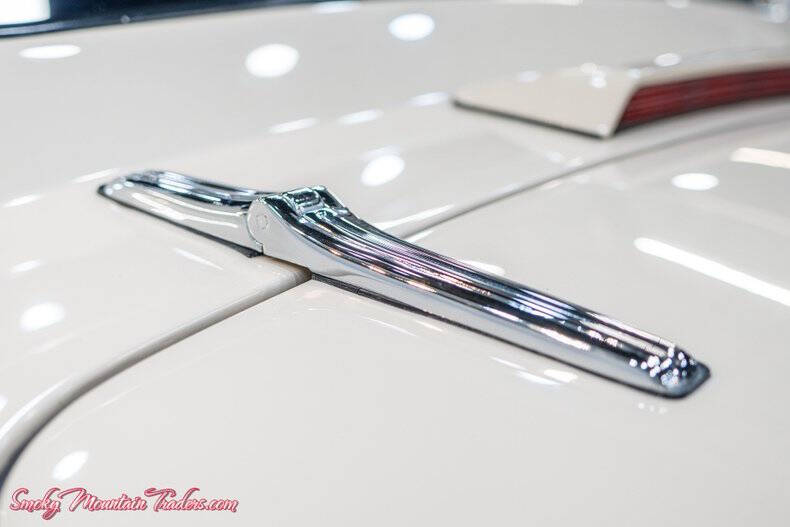 1940 Chevrolet Deluxe