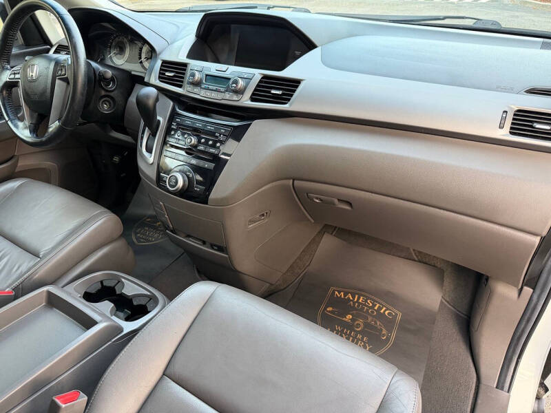 2012 Honda Odyssey EX-L w/DVD