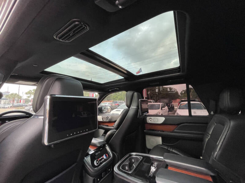 2019 Lincoln Navigator L Reserve