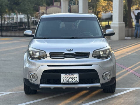 2017 Kia Soul +