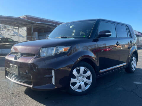 2014 Scion xB for sale at MAGIC AUTO SALES in Little Ferry NJ
