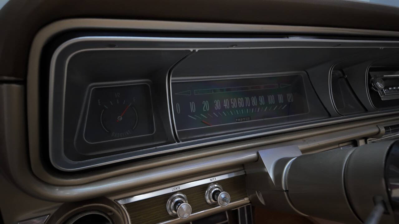 1966 Chevrolet Impala 39