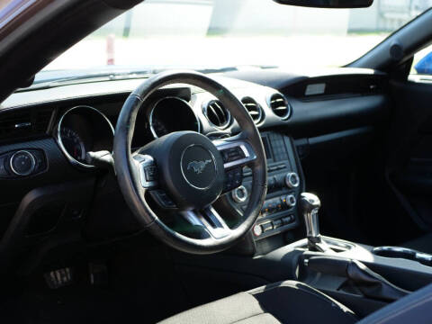 2017 Ford Mustang V6