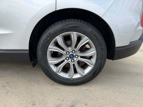 2019 Ford Edge Titanium