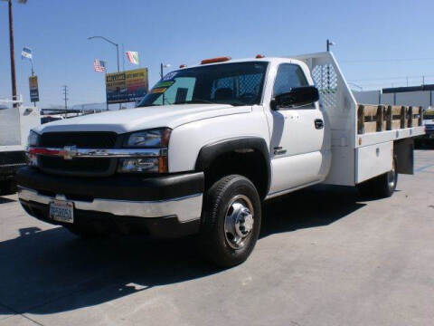 2004 Chevrolet Silverado 3500 for sale at Williams Auto Mart Inc in Pacoima CA