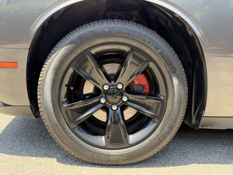 2018 Dodge Challenger SXT