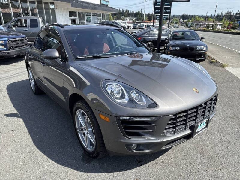 2016 Porsche Macan S