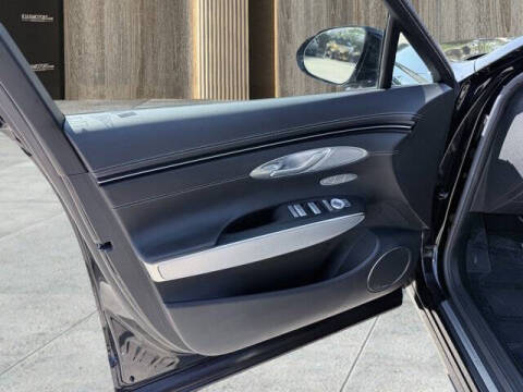 2022 Genesis GV70 2.5T Standard