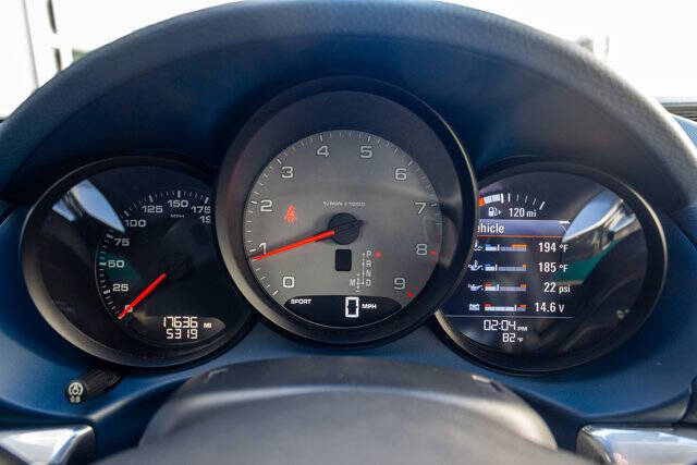 2014 Porsche Boxster 18