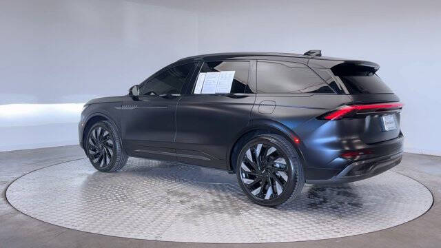 2025 Lincoln Nautilus Reserve