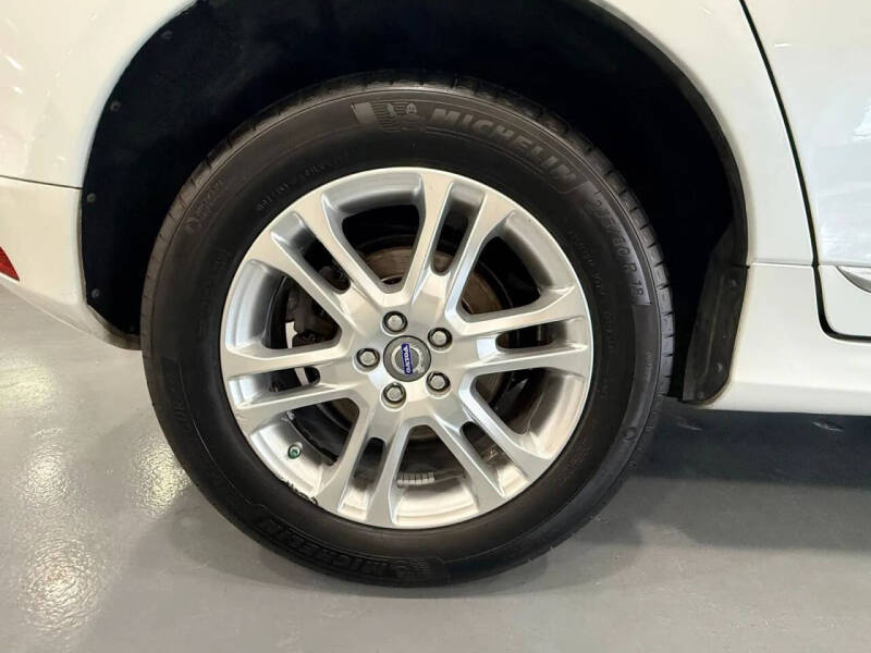 2015 Volvo XC60 T5 Drive-E Premier