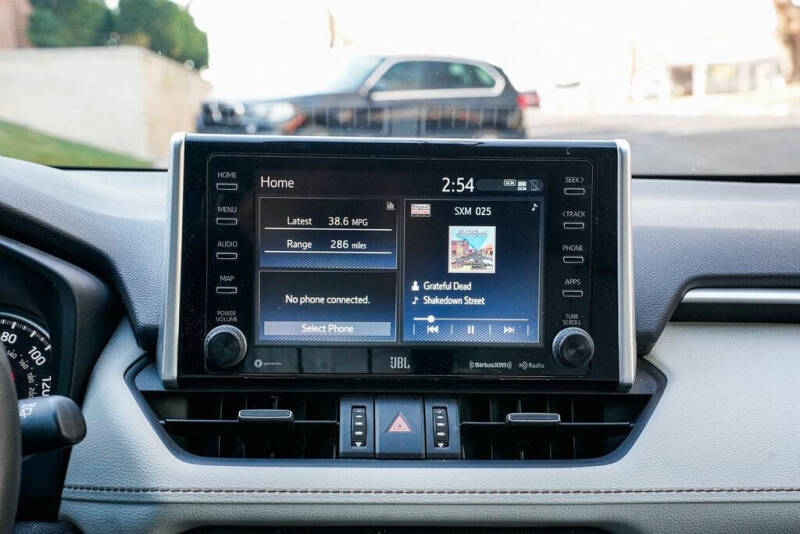 2021 Toyota RAV4 Hybrid XLE Premium