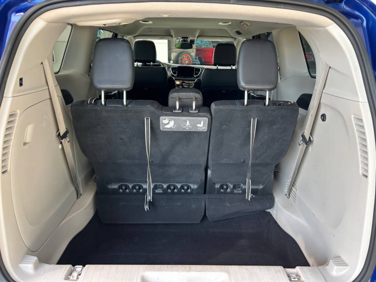 2021 Chrysler Pacifica 8