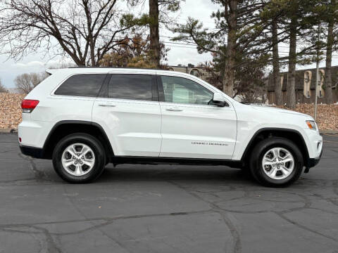 2016 Jeep Grand Cherokee Laredo