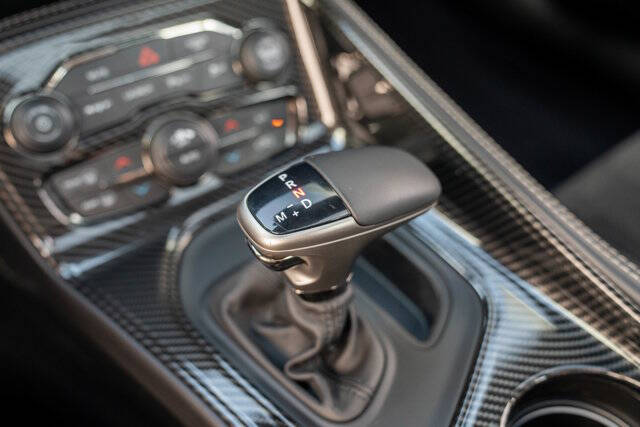 2019 Dodge Challenger 29