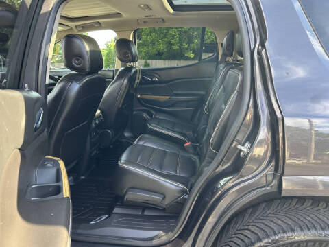 2017 GMC Acadia Denali