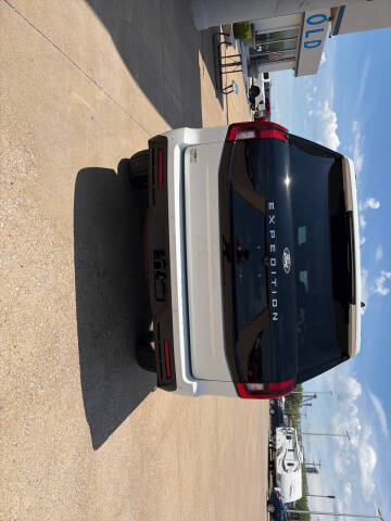 2027 Ford Expedition Active