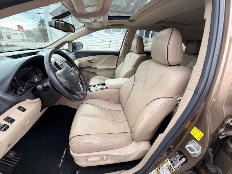 2011 Toyota Venza AWD V6