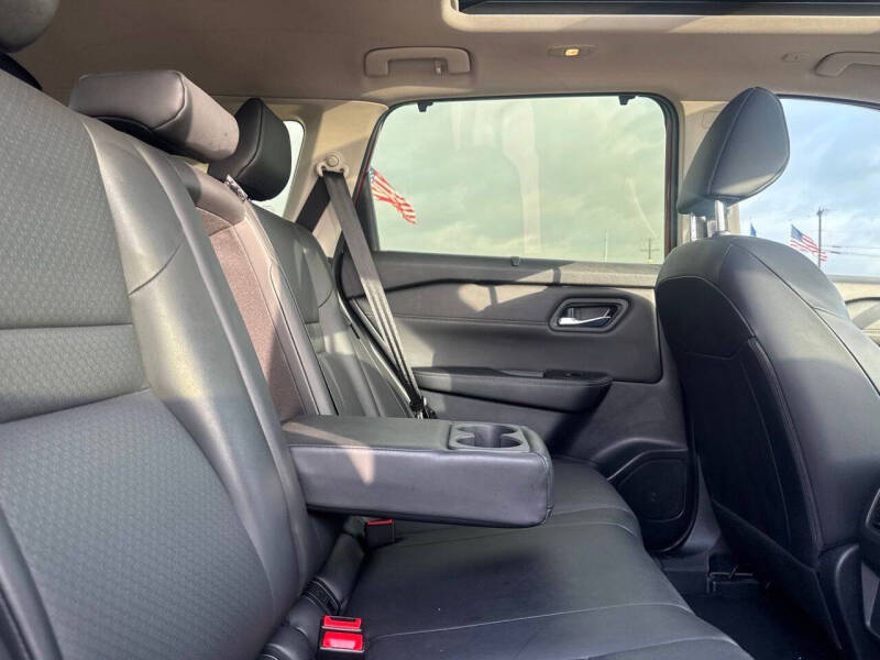 2024 Nissan Rogue SV