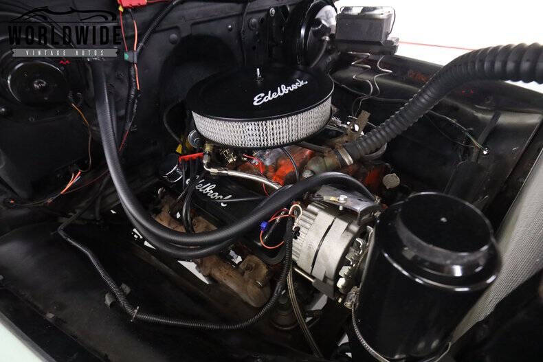 1952 Chevrolet Apache